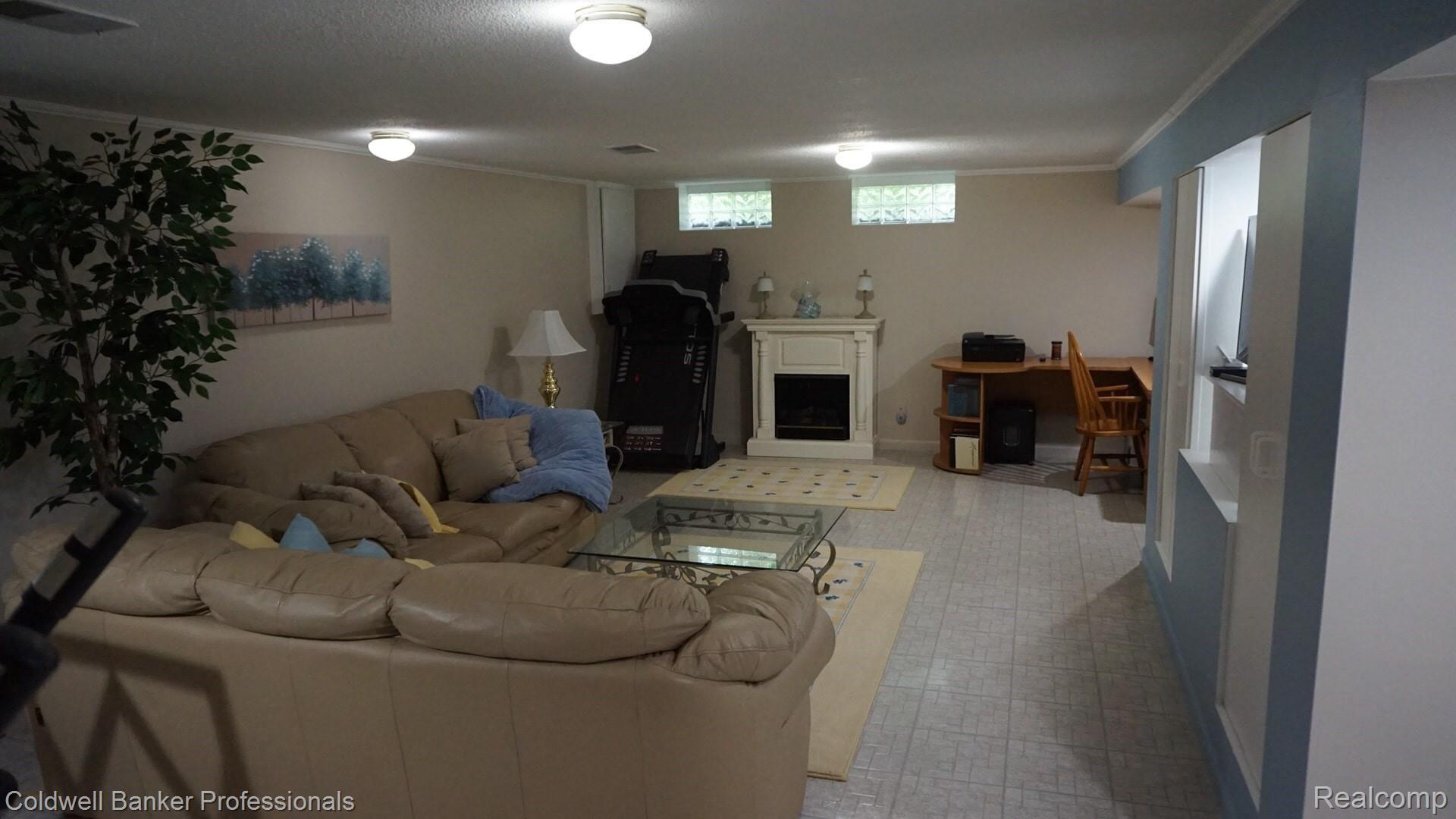 7440 Dilley Road Davisburg, MI 48350 - Photo 36 of 45 20210619_135833345_iOS.jpg