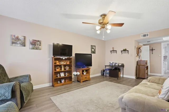 $139,900 | 17065 Wax Road, Unit H, Greenwell Springs, LA 70739