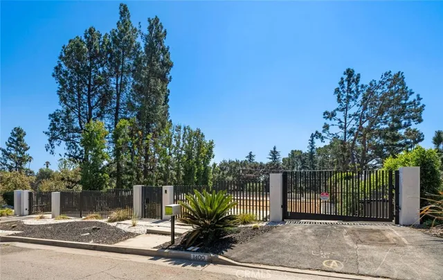 a view of a basketball court