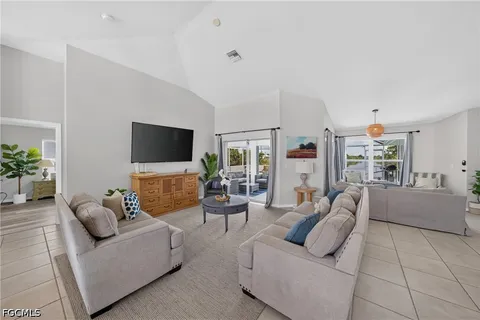 $439,900 | 519 Northeast 19th Terrace, Cape Coral, FL 33909