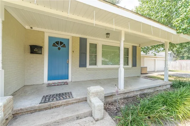 $175,900 | 237 Peterman Street, Marksville, LA 71351