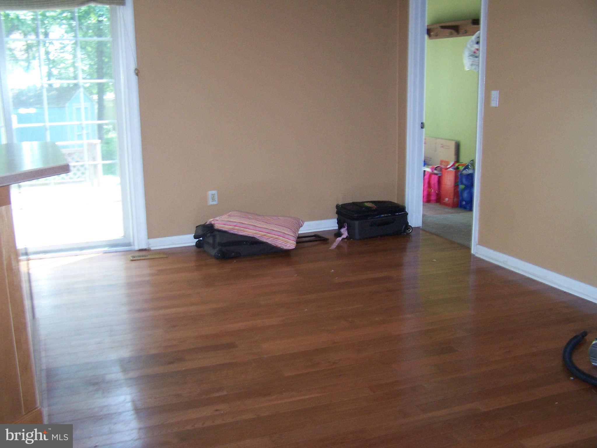 775 Stinchcomb Road Severna Park, MD 21146 - Photo 3 of 15 Living Room