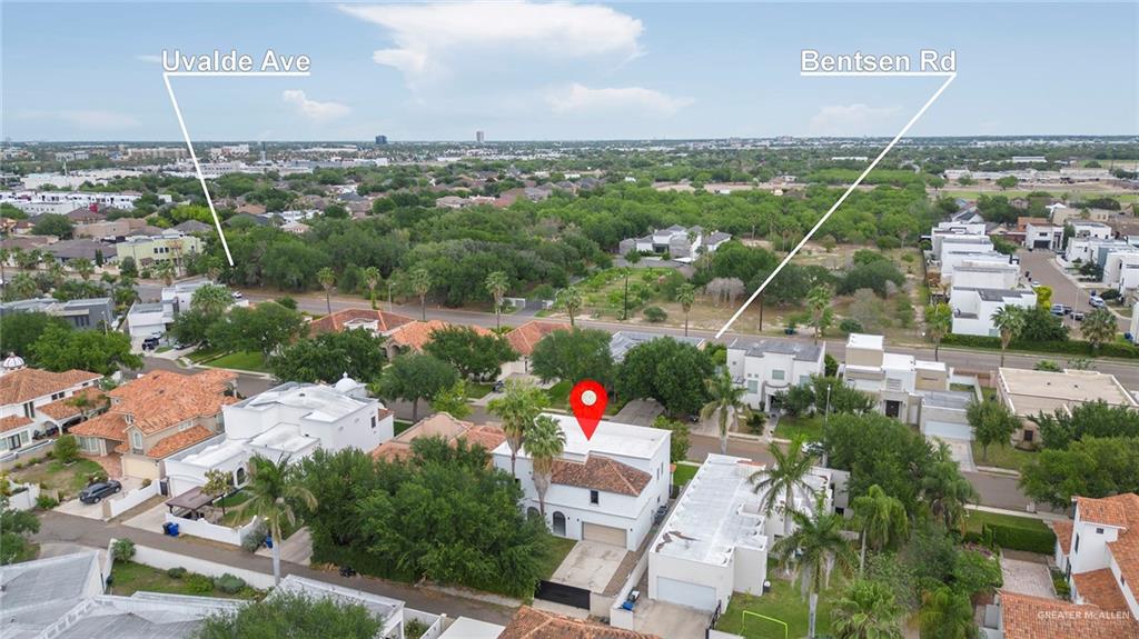 2216 South 45th Street McAllen, TX 78503 - Photo 35 of 40 an aerial view of multiple house