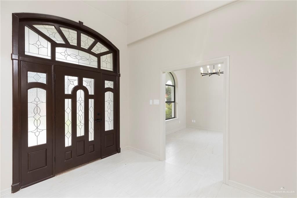 2216 South 45th Street McAllen, TX 78503 - Photo 4 of 40 a view of an entryway with a window
