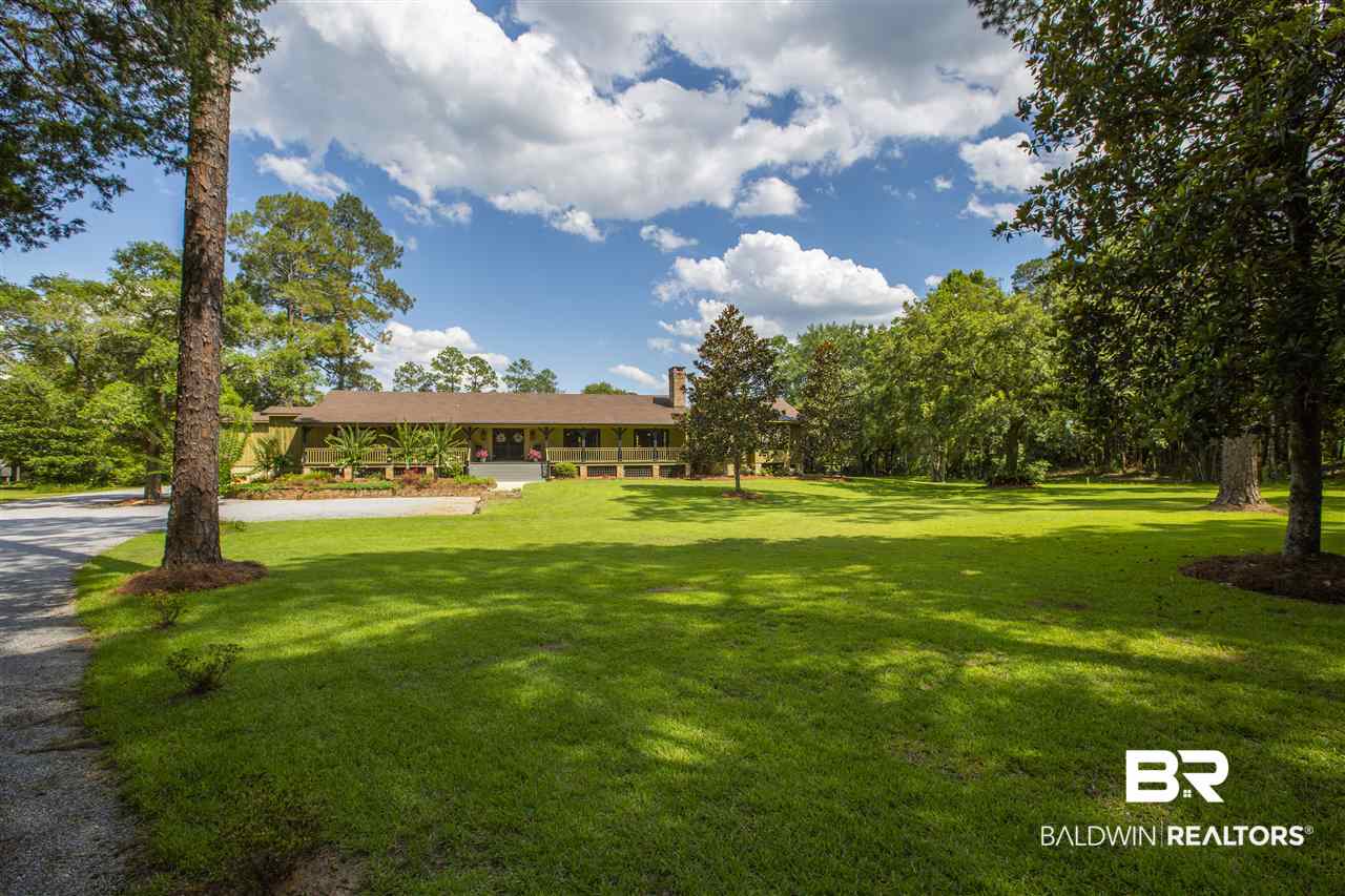 16848 Ferry Rd Circle Fairhope, AL 36532 - Photo 2 of 48