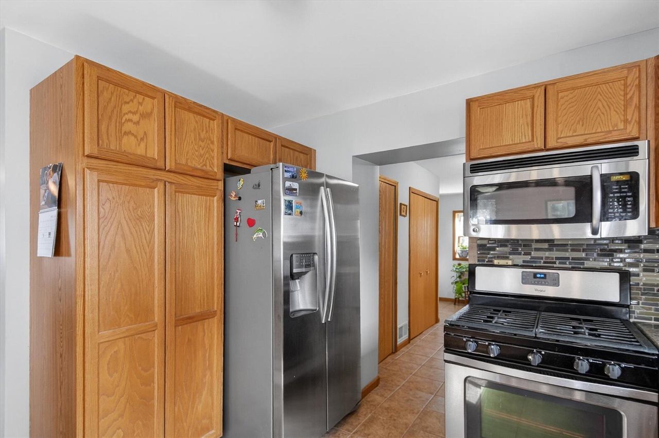 7001 Jefferson Road Brooklyn, MI 49230 - Photo 15 of 49
