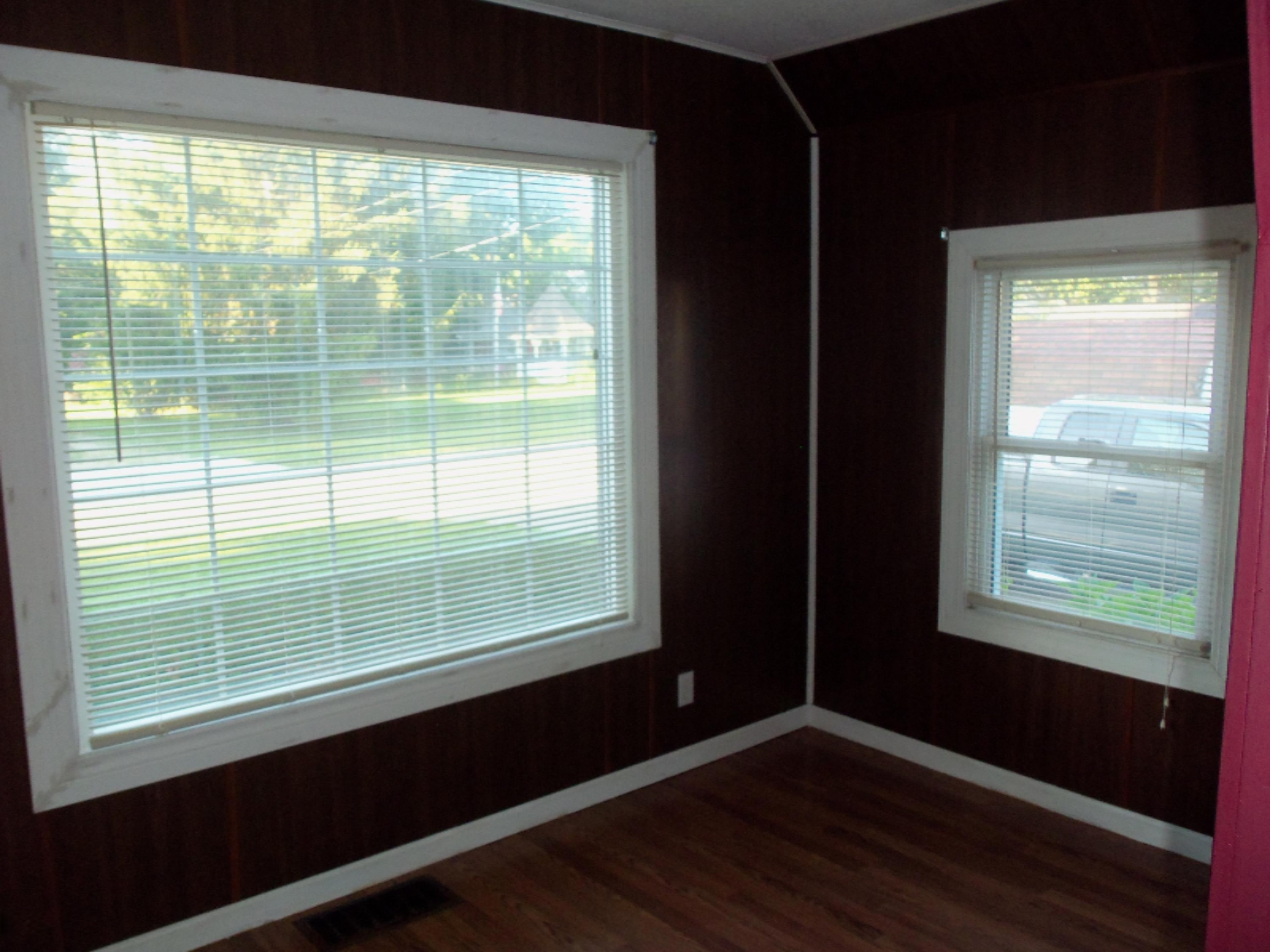 123 Rudd Street Bronson, MI 49028 - Photo 6 of 29 100_6453