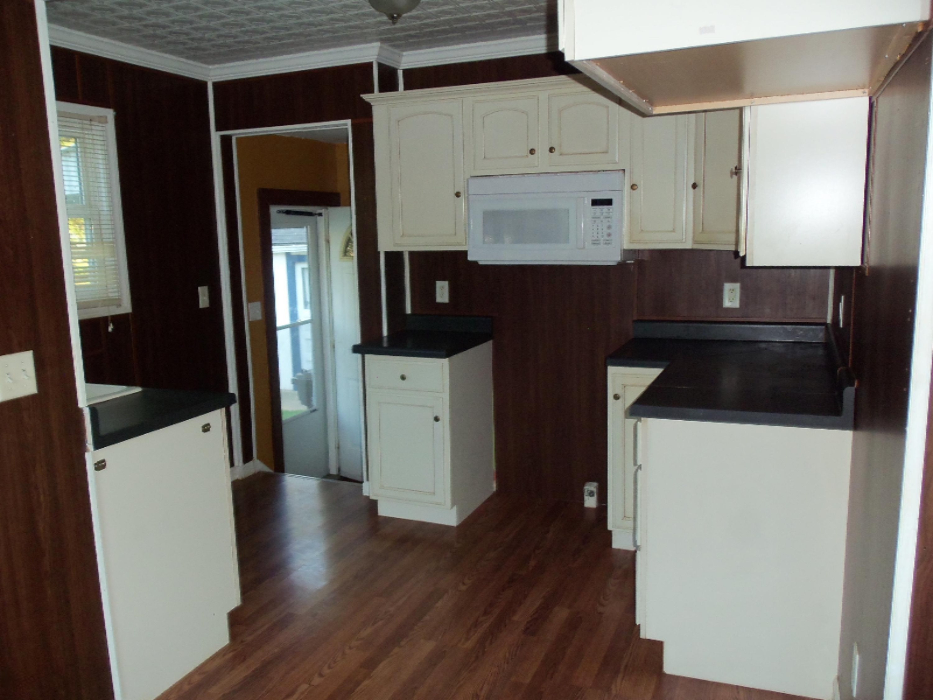 123 Rudd Street Bronson, MI 49028 - Photo 9 of 29 100_6448