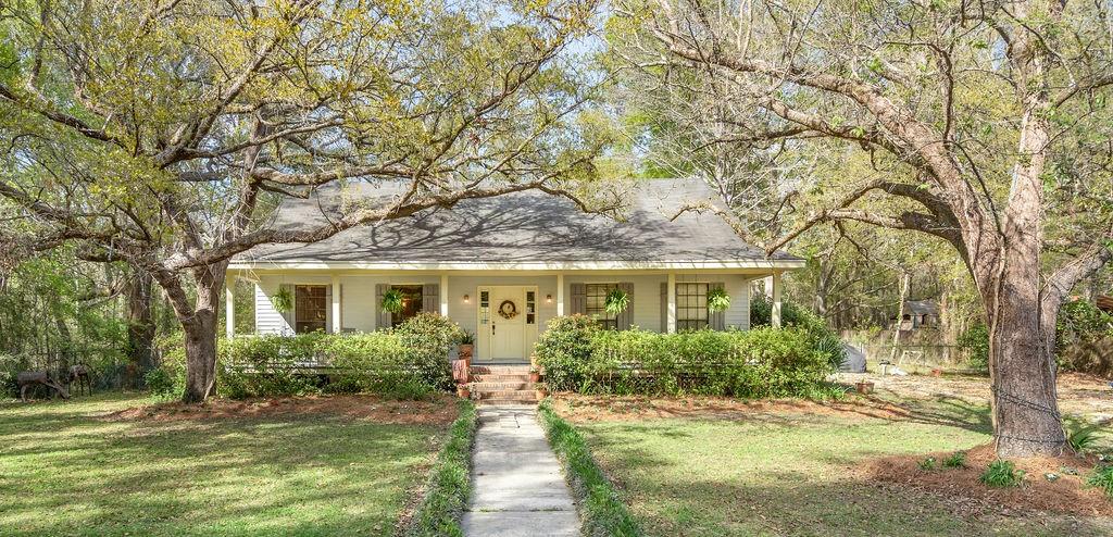 27017 Cloverland Road Lacombe, LA 70445 - Photo 1 of 25 Gallery Image 1