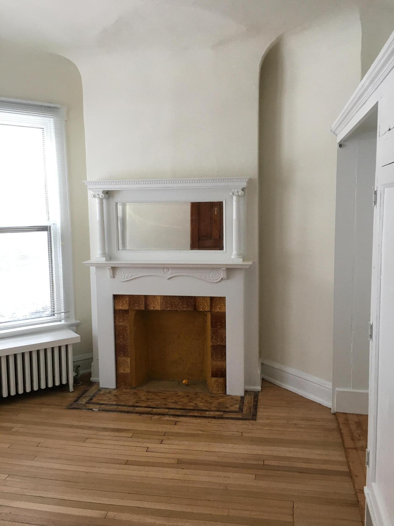2704 North Hackett Avenue Milwaukee, WI 53211 - Photo 16 of 31 2704 1