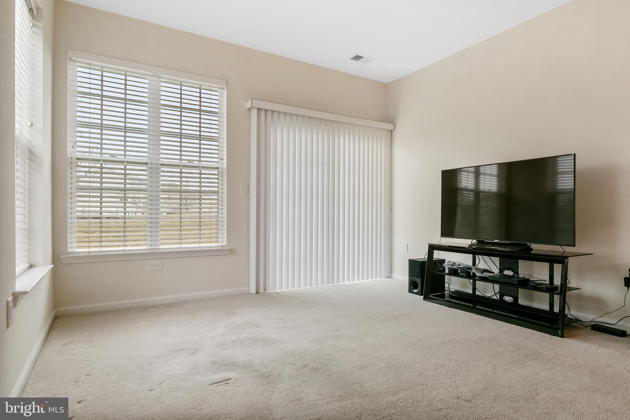101 Raphael Court Williamstown, NJ 08094 - Photo 10 of 28