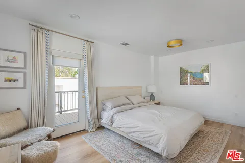 $1,500,000 | 9806 Hannum Drive, Los Angeles, CA 90034