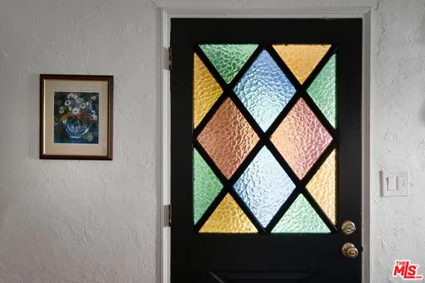 $1,500,000 | 9806 Hannum Drive, Los Angeles, CA 90034