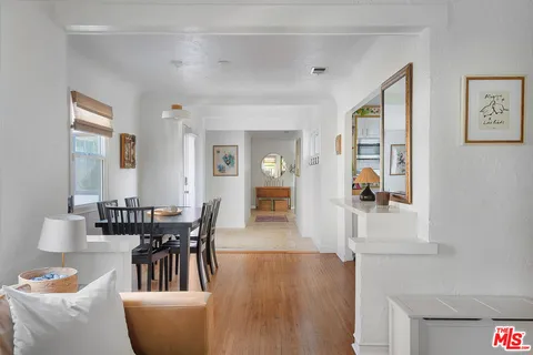 $1,500,000 | 9806 Hannum Drive, Los Angeles, CA 90034