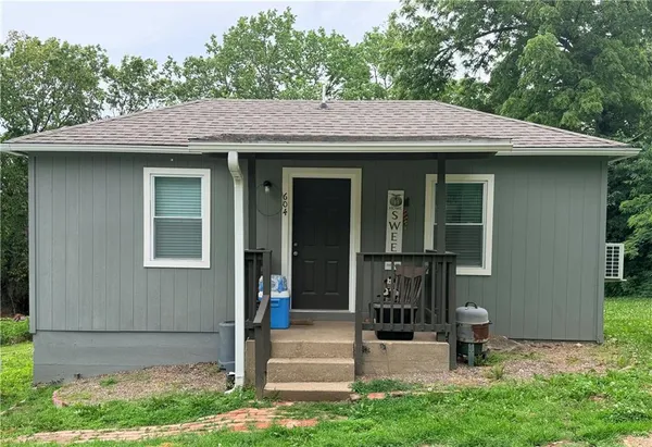 $99,900 | 604 South 2nd Street, Richmond, MO 64085