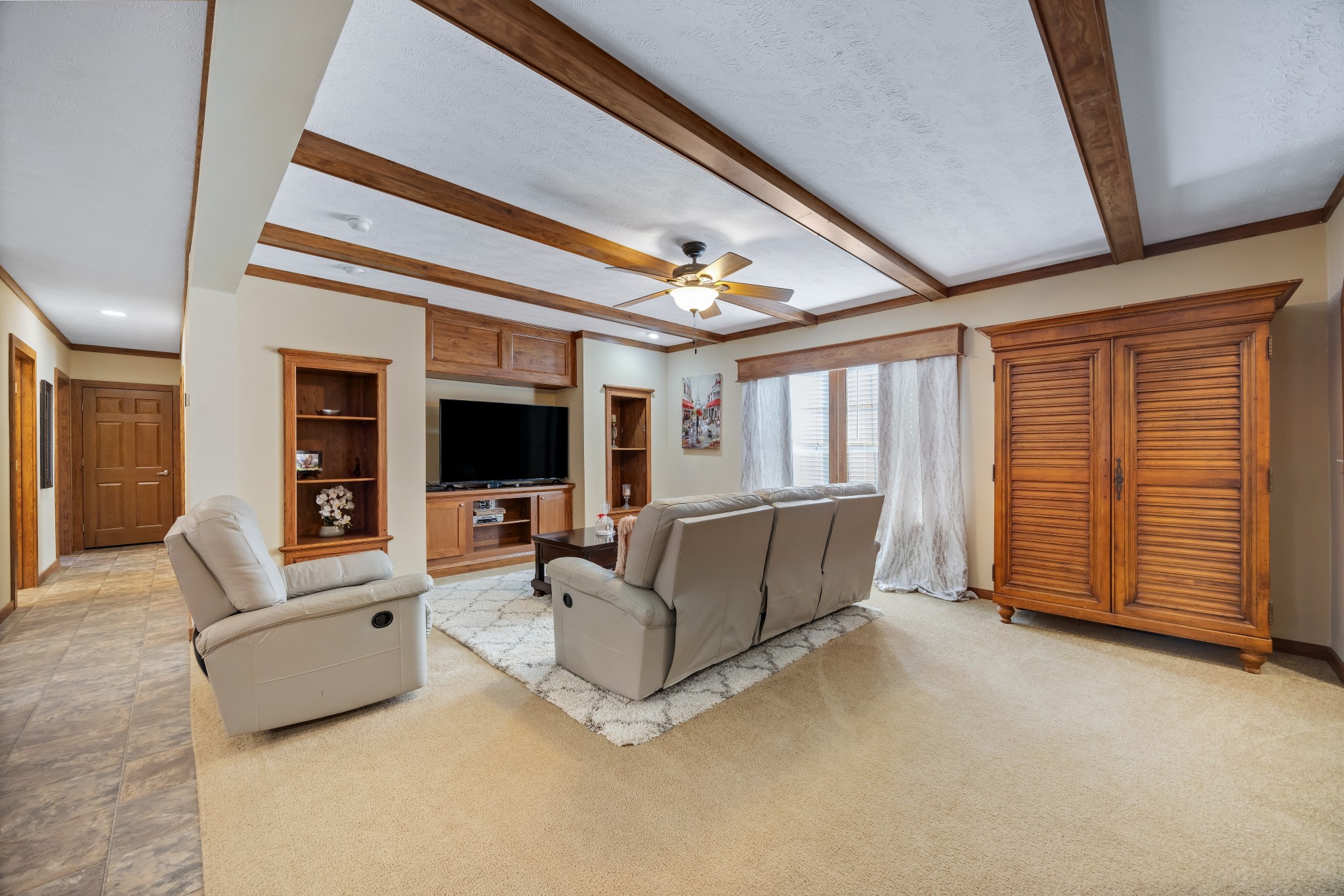 978 Bancroft Road McDonald, TN 37353 - Photo 7 of 29 a living room with furniture and a flat screen tv