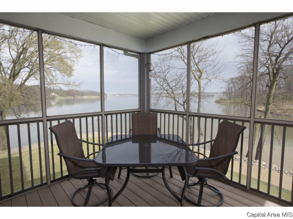 9 St Springfield Il 62712 *** Springfield, IL 62712 - Photo 21 of 26 Gallery Image 21