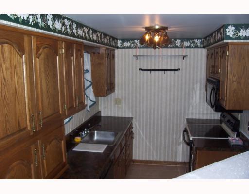 472 Filmore Road Forest Hills, PA 15221 - Photo 2 of 8 Kitchen.
