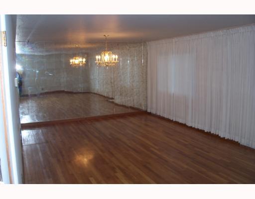 472 Filmore Road Forest Hills, PA 15221 - Photo 8 of 8 Den/Family/Great Room.