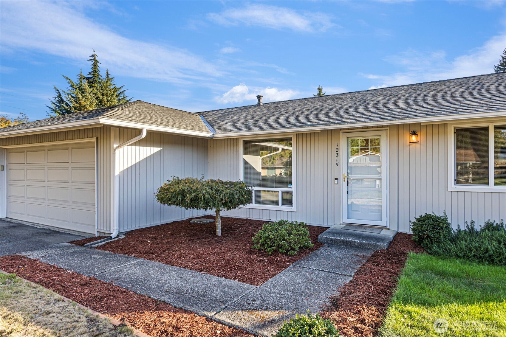 12315 Southeast 197th Place Kent, WA 98031 - Photo 2 of 22