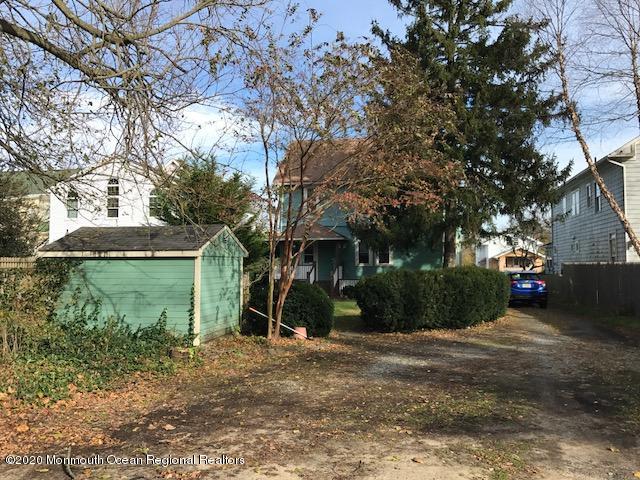 45 River Road Rumson, NJ 07760 - Photo 3 of 4 Rear Yard