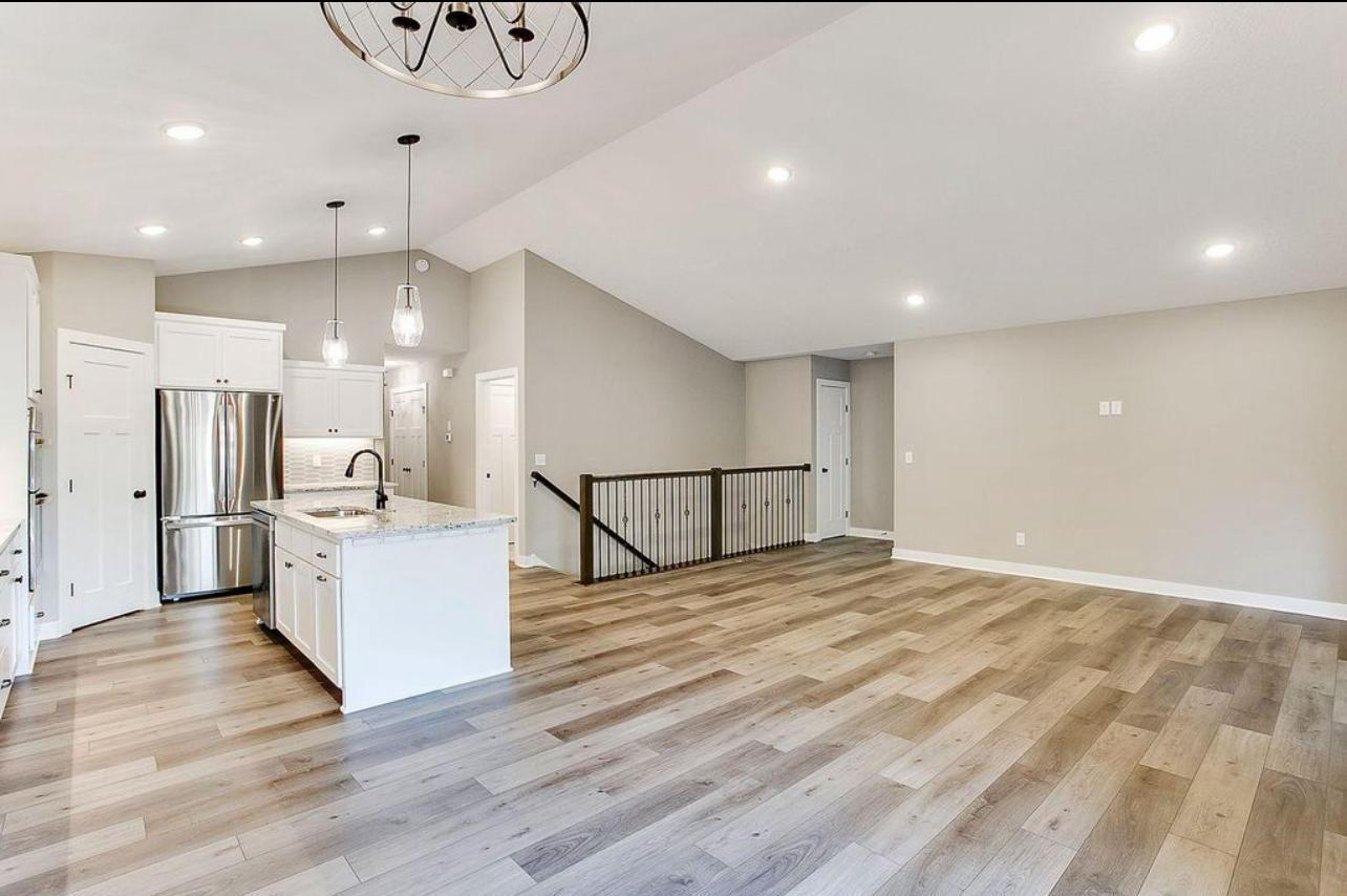 12620 Overlook Road Dayton, MN 55327 - Photo 3 of 30