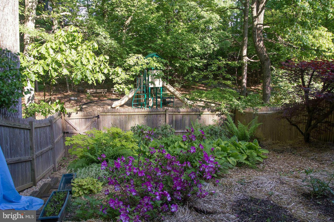 8116 Inverness Ridge Road Potomac, MD 20854 - Photo 26 of 26 View
