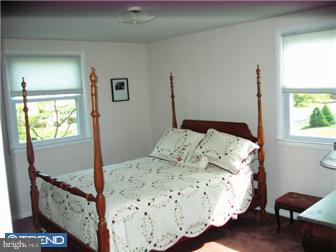3880 Blake Road Huntingdon Valley, PA 19006 - Photo 8 of 12 Bedroom 2