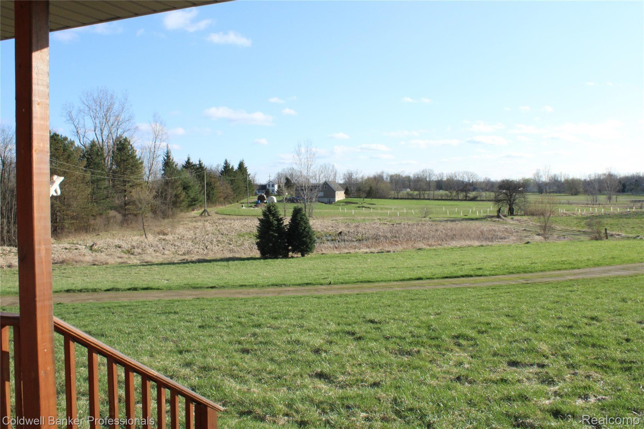 3878 Peters Road Columbiaville, MI 48421 - Photo 4 of 38 Front Porch view