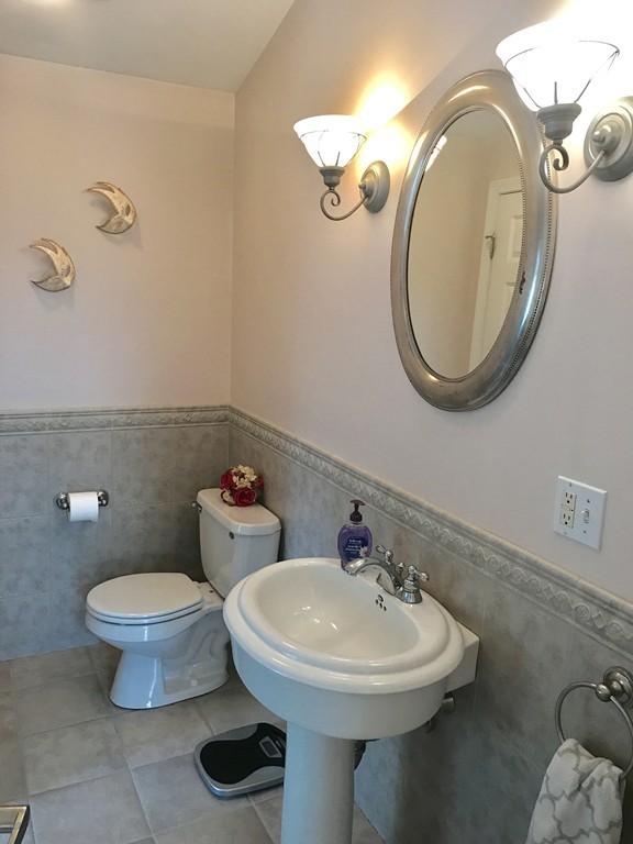 15 Oxbow Road Oxford, MA 01537 - Photo 8 of 20 Gallery Image 8