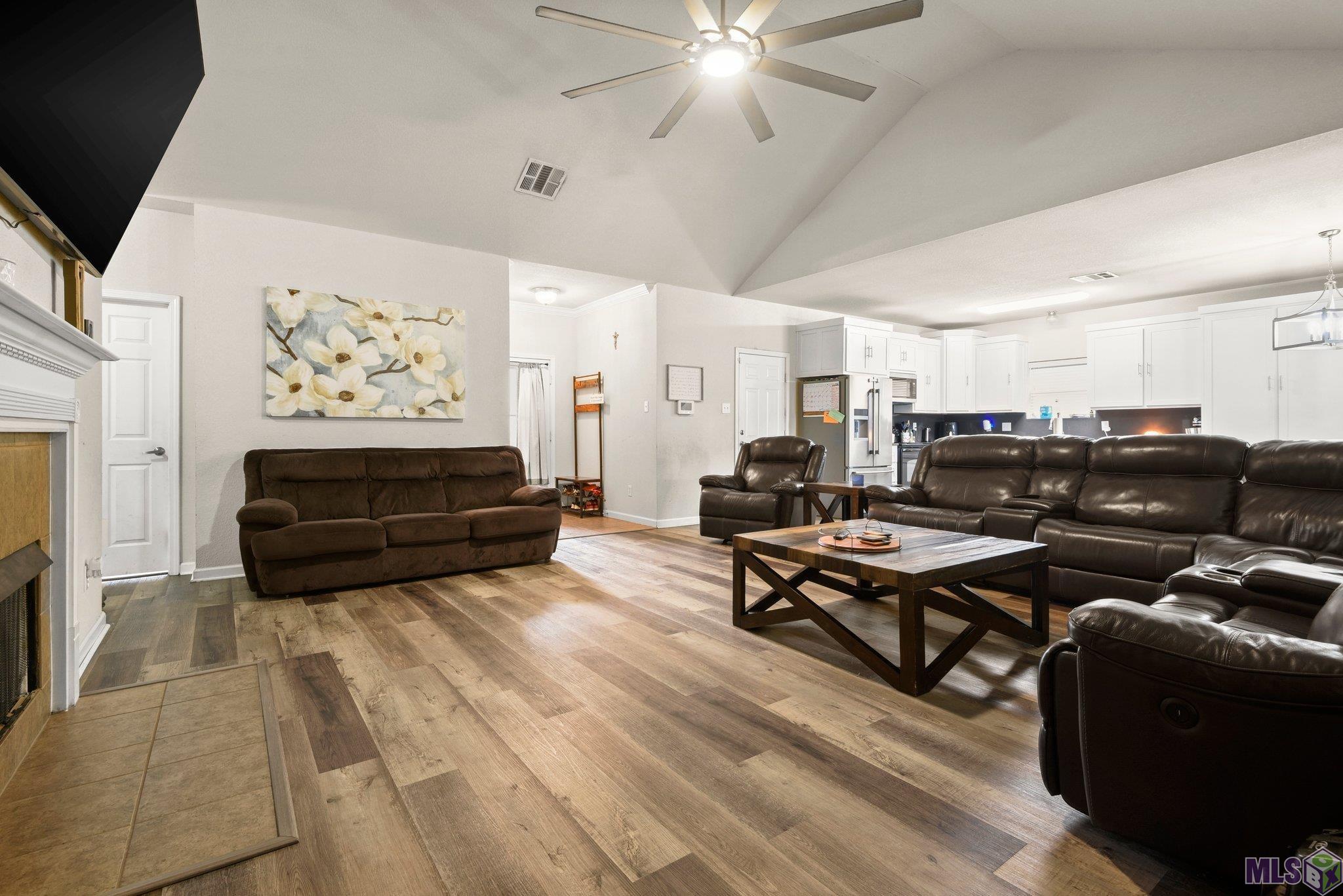 10232 Sims Road Denham Springs, LA 70706 - Photo 5 of 19 Gallery Image 5