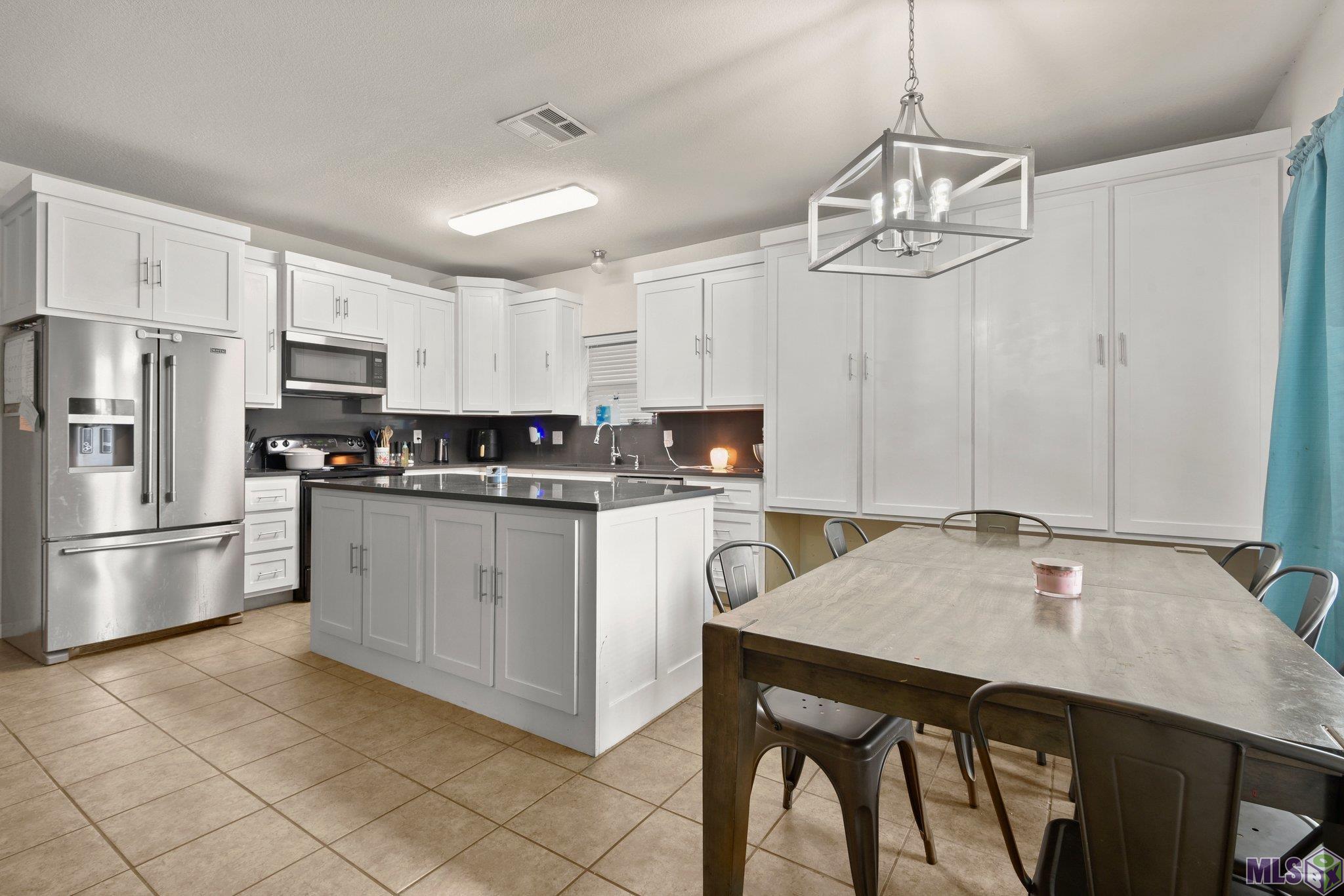 10232 Sims Road Denham Springs, LA 70706 - Photo 6 of 19 Gallery Image 6