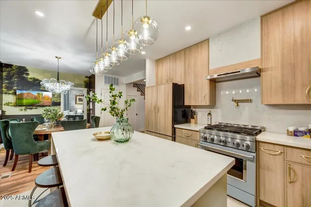 $1,395,000 | 87 West Windsor Avenue, Phoenix, AZ 85003