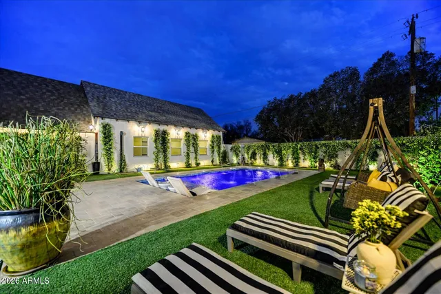 $1,395,000 | 87 West Windsor Avenue, Phoenix, AZ 85003