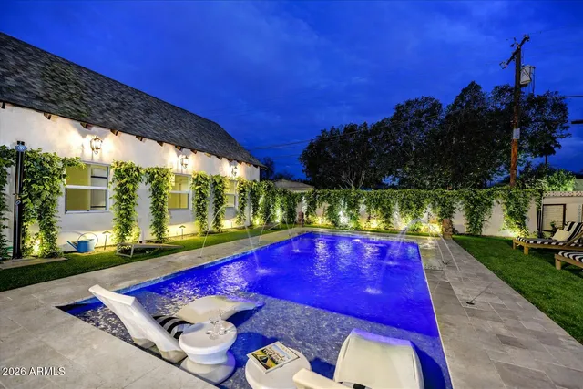 $1,395,000 | 87 West Windsor Avenue, Phoenix, AZ 85003