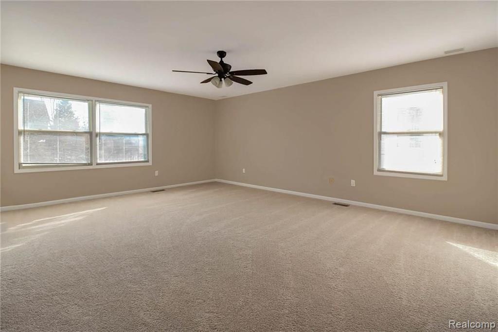 3079 Lexham Lane Rochester Hills, MI 48309 - Photo 14 of 37
