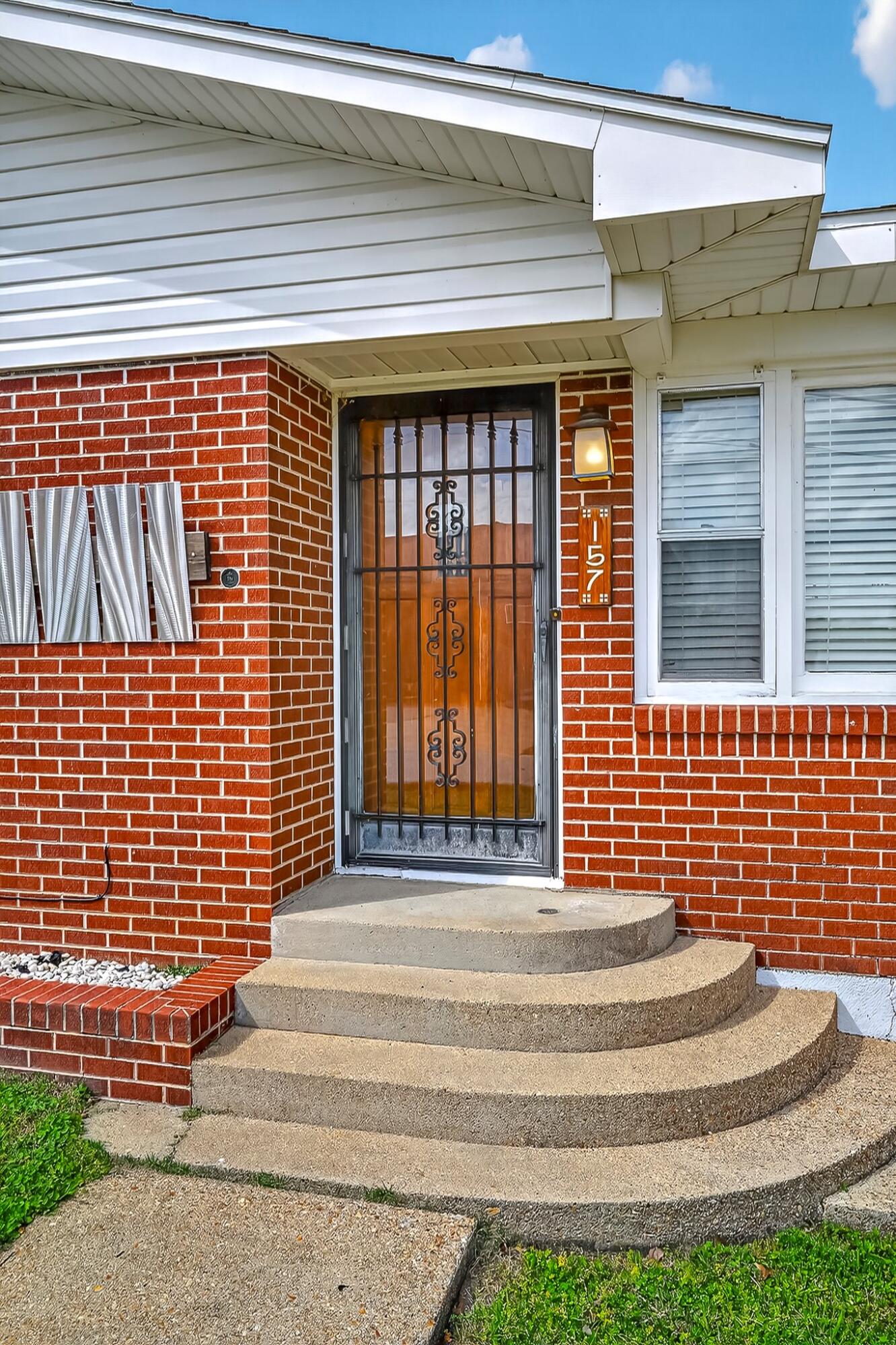 157 Spring Street Forsyth, MO 65653 - Photo 4 of 32 04-spring_st-32