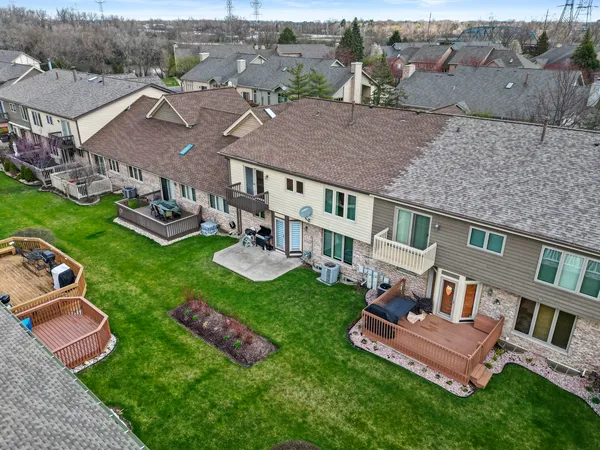 $520,000 | 11742 Lighthouse Lane, Palos Heights, IL 60463