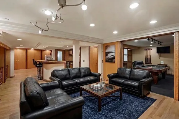 $520,000 | 11742 Lighthouse Lane, Palos Heights, IL 60463