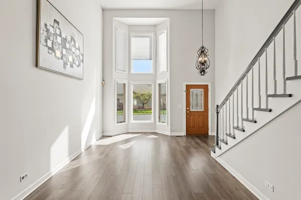 $520,000 | 11742 Lighthouse Lane, Palos Heights, IL 60463