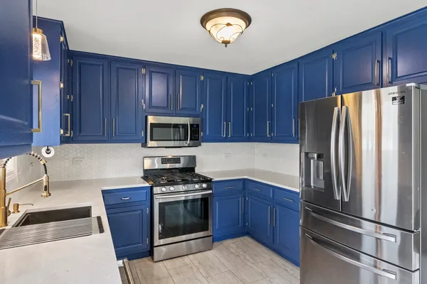 $520,000 | 11742 Lighthouse Lane, Palos Heights, IL 60463