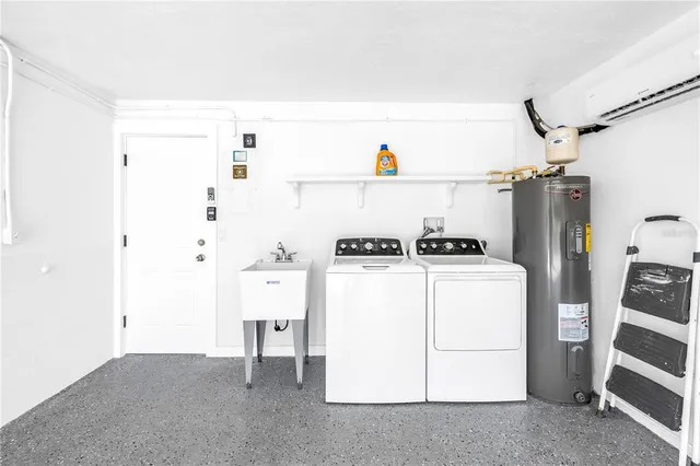 $3,850 | 111 Whispering Sands Circle, Unit V38, Sarasota, FL 34242