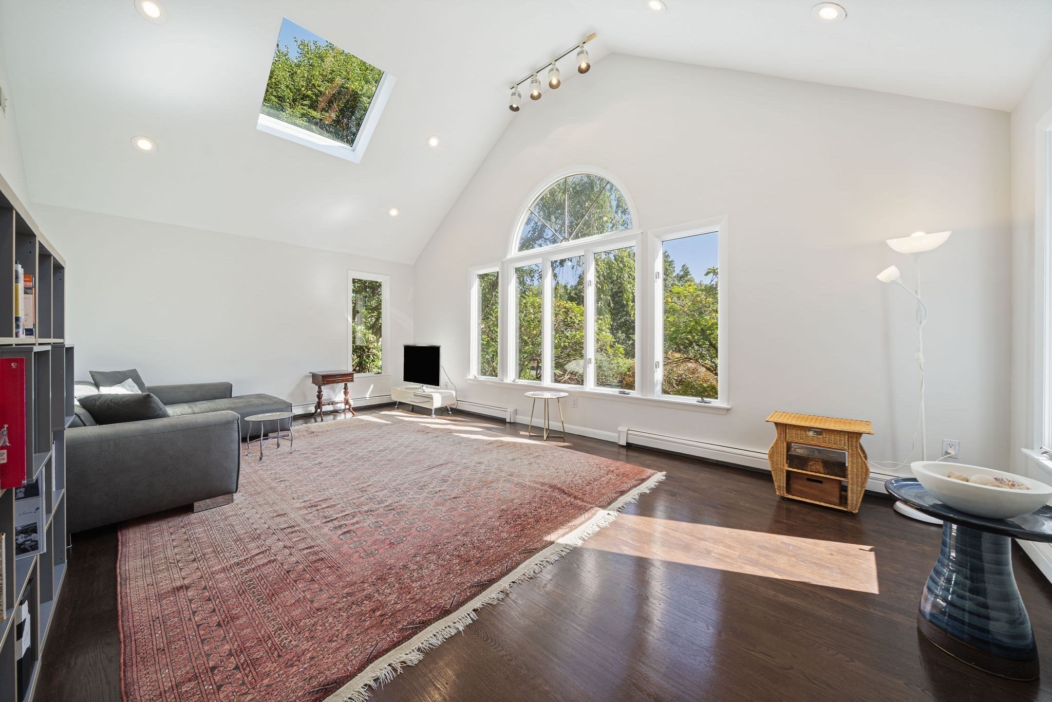 42 Magnolia Road Sharon, MA 02067 - Photo 9 of 42 Gallery Image 9
