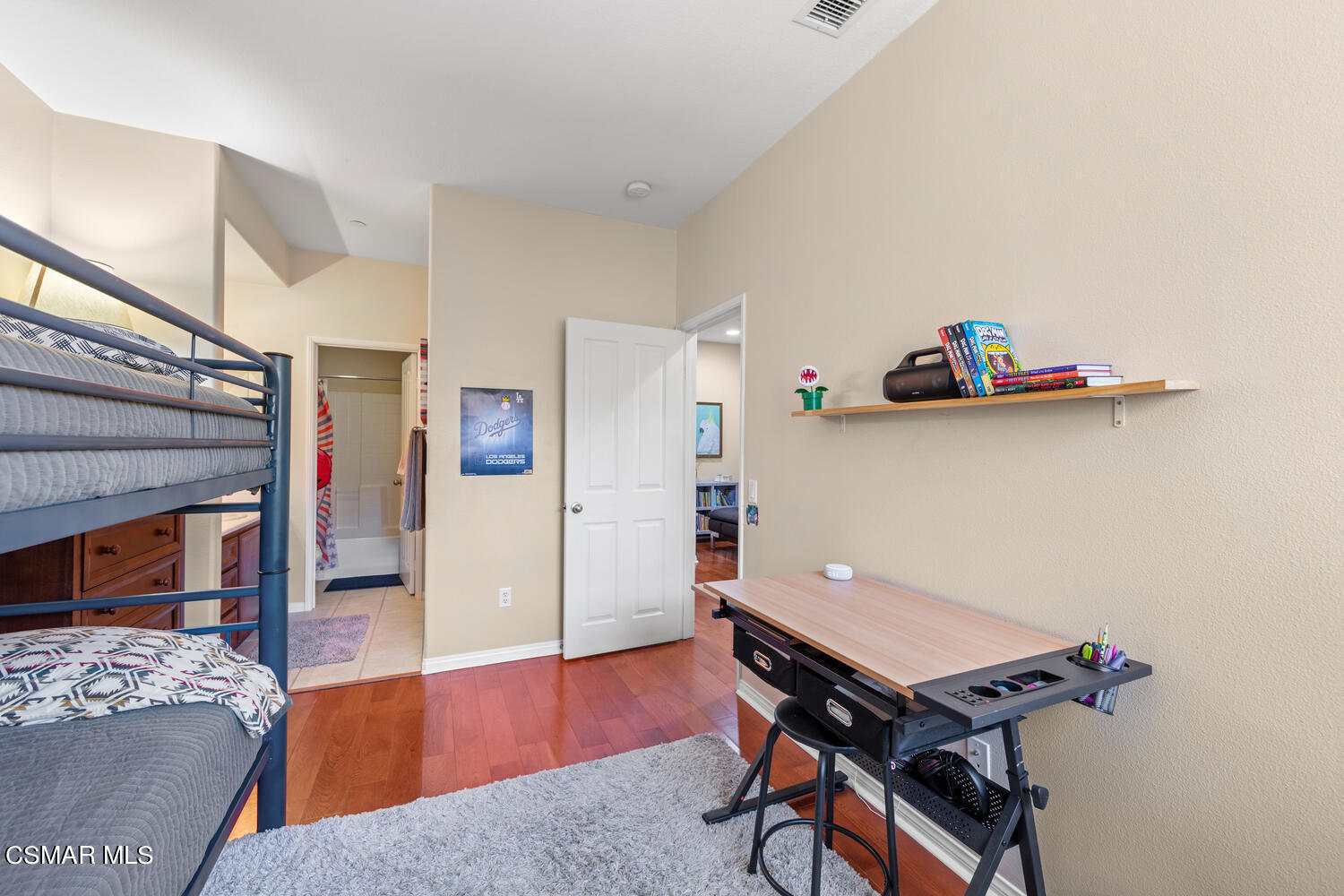 4153 Laredo Lane, Unit B Simi Valley, CA 93063 - Photo 21 of 44 bedroom