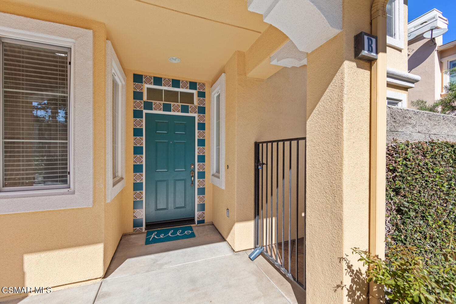 4153 Laredo Lane, Unit B Simi Valley, CA 93063 - Photo 26 of 44 front