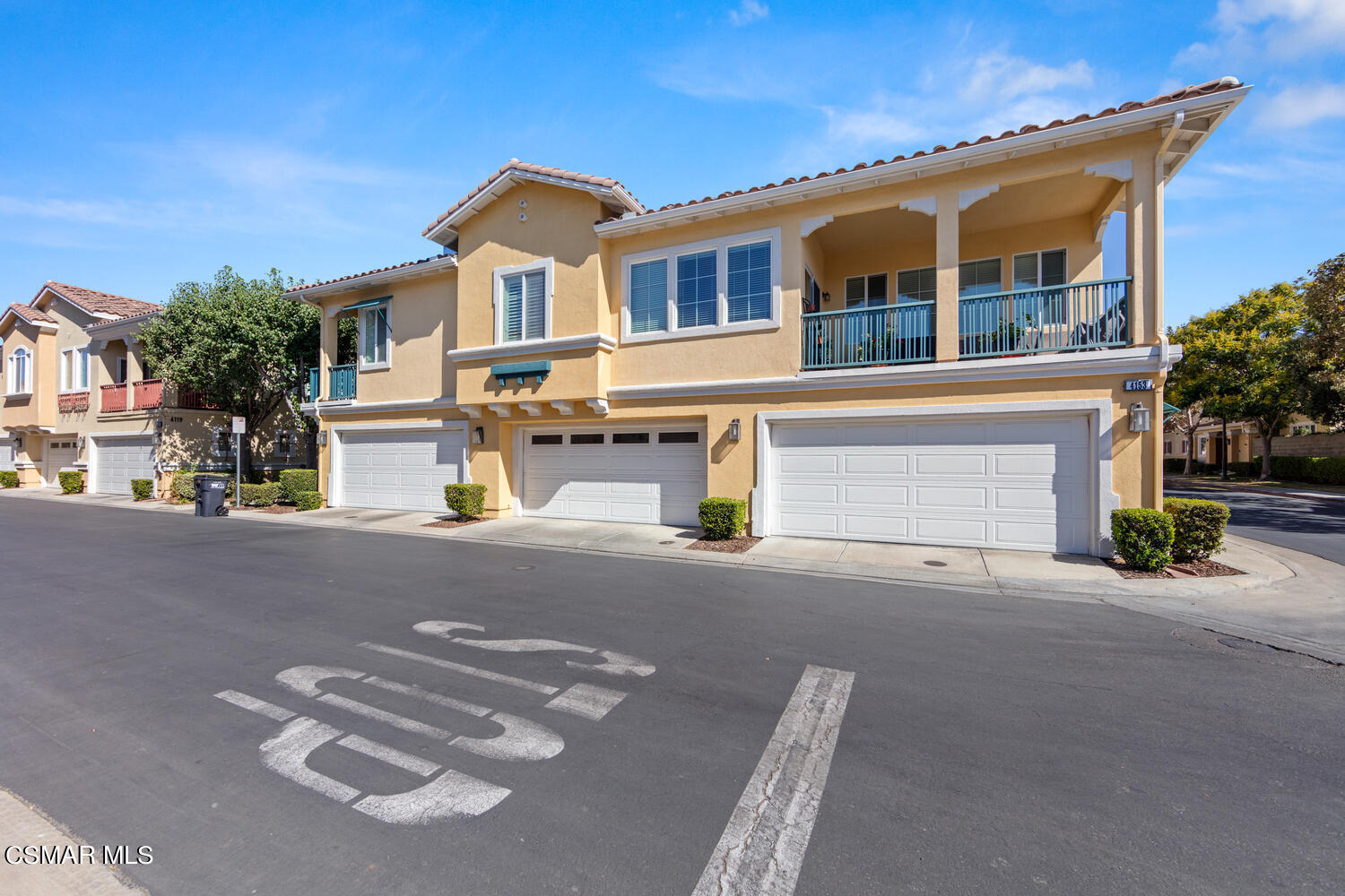 4153 Laredo Lane, Unit B Simi Valley, CA 93063 - Photo 27 of 44 area