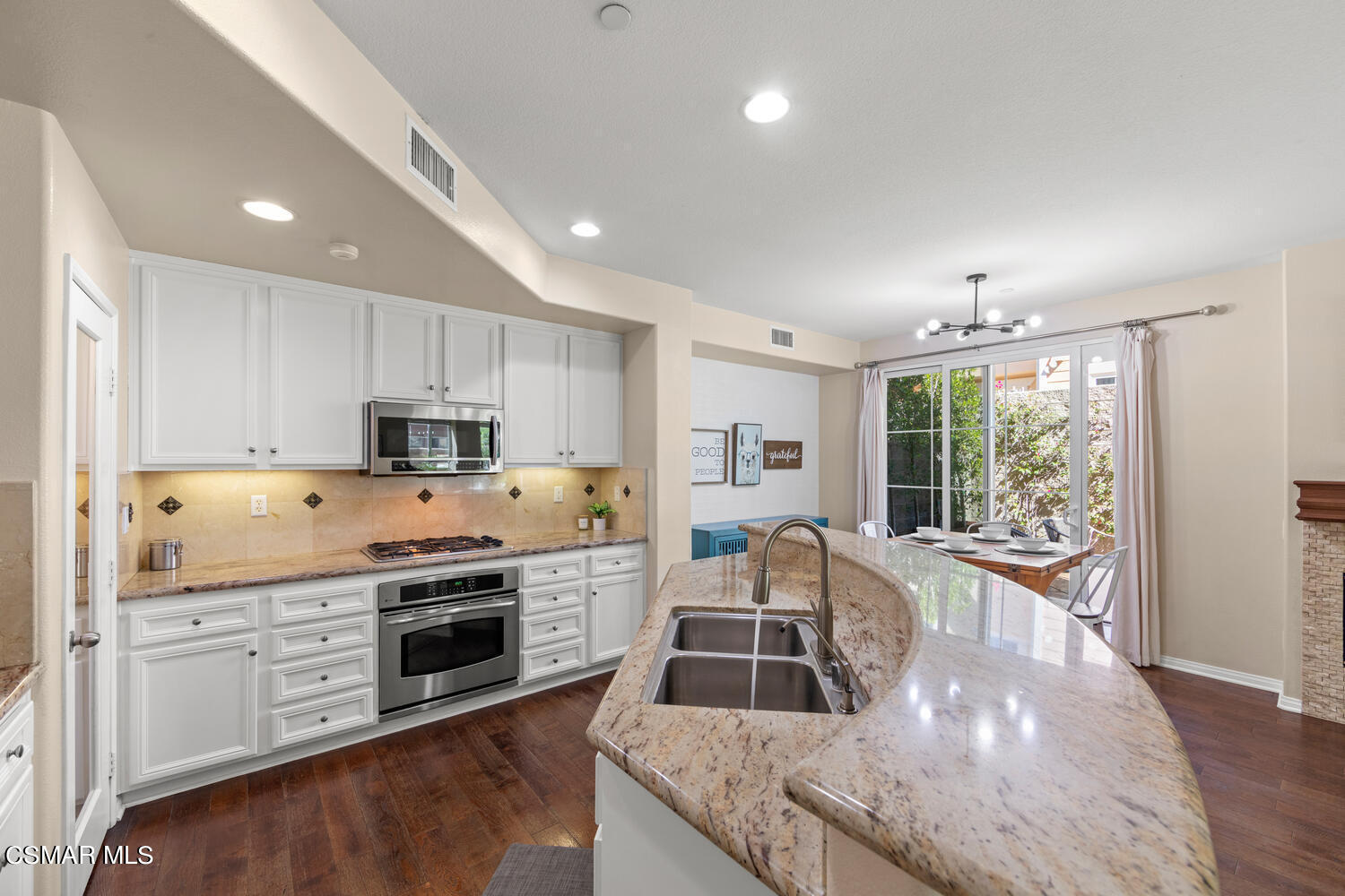 4153 Laredo Lane, Unit B Simi Valley, CA 93063 - Photo 3 of 44 kitchen with island