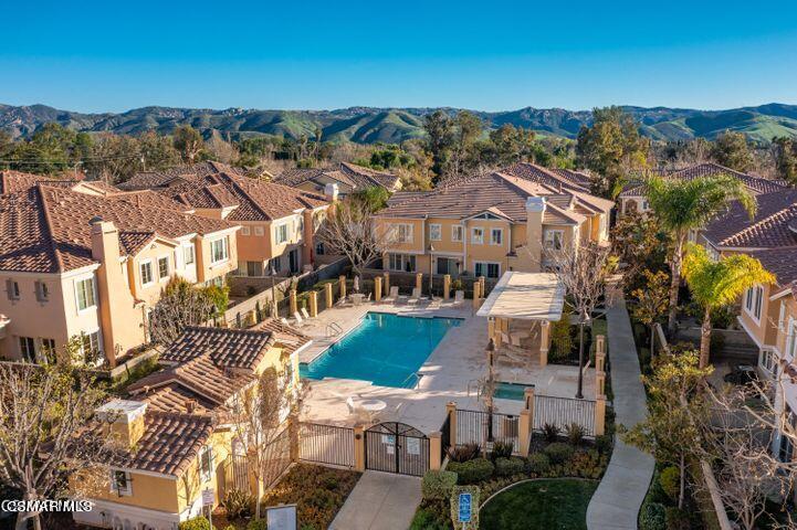 4153 Laredo Lane, Unit B Simi Valley, CA 93063 - Photo 41 of 44 pool