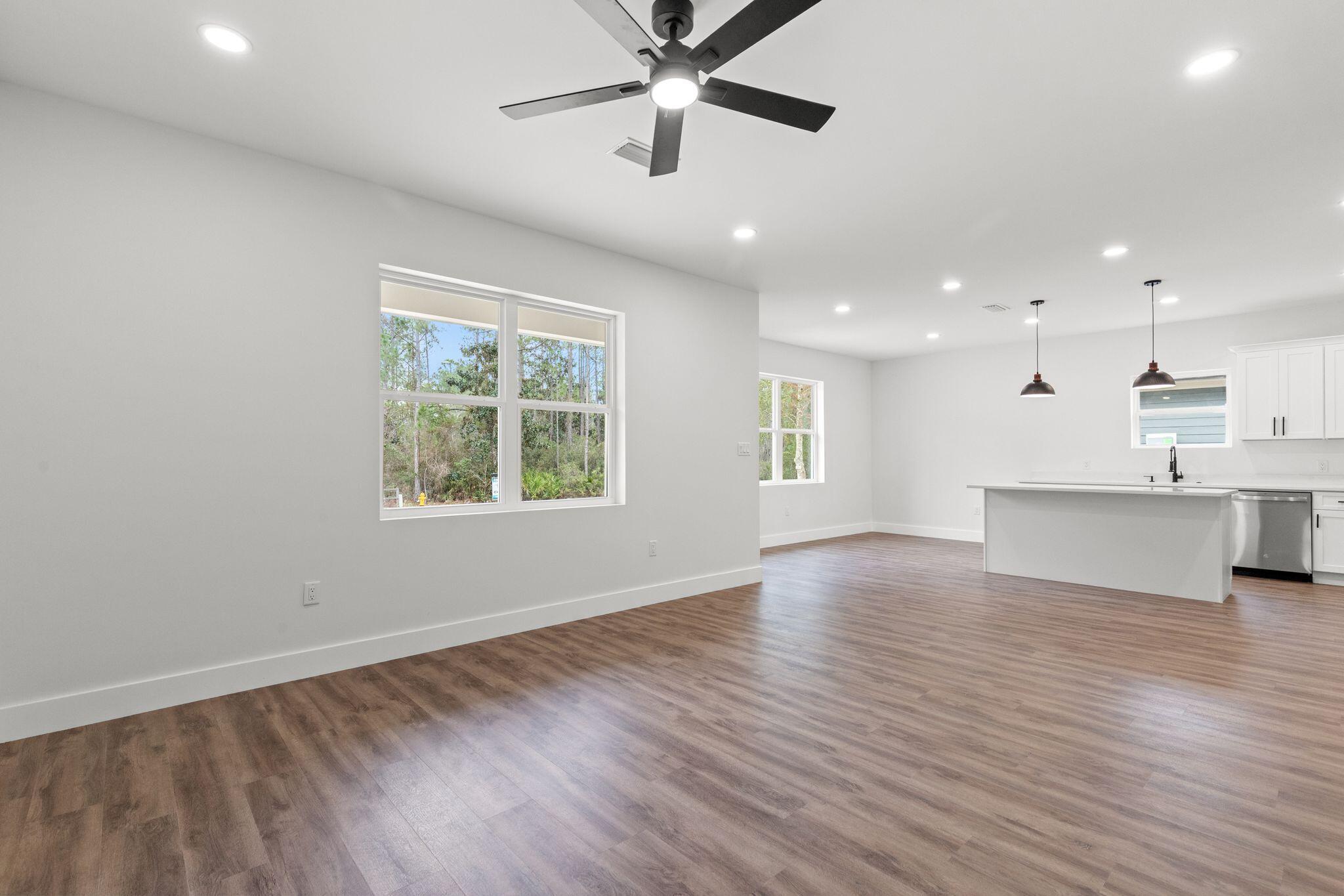 5 Central 7th Street Santa Rosa Beach, FL 32459 - Photo 9 of 23 Living room