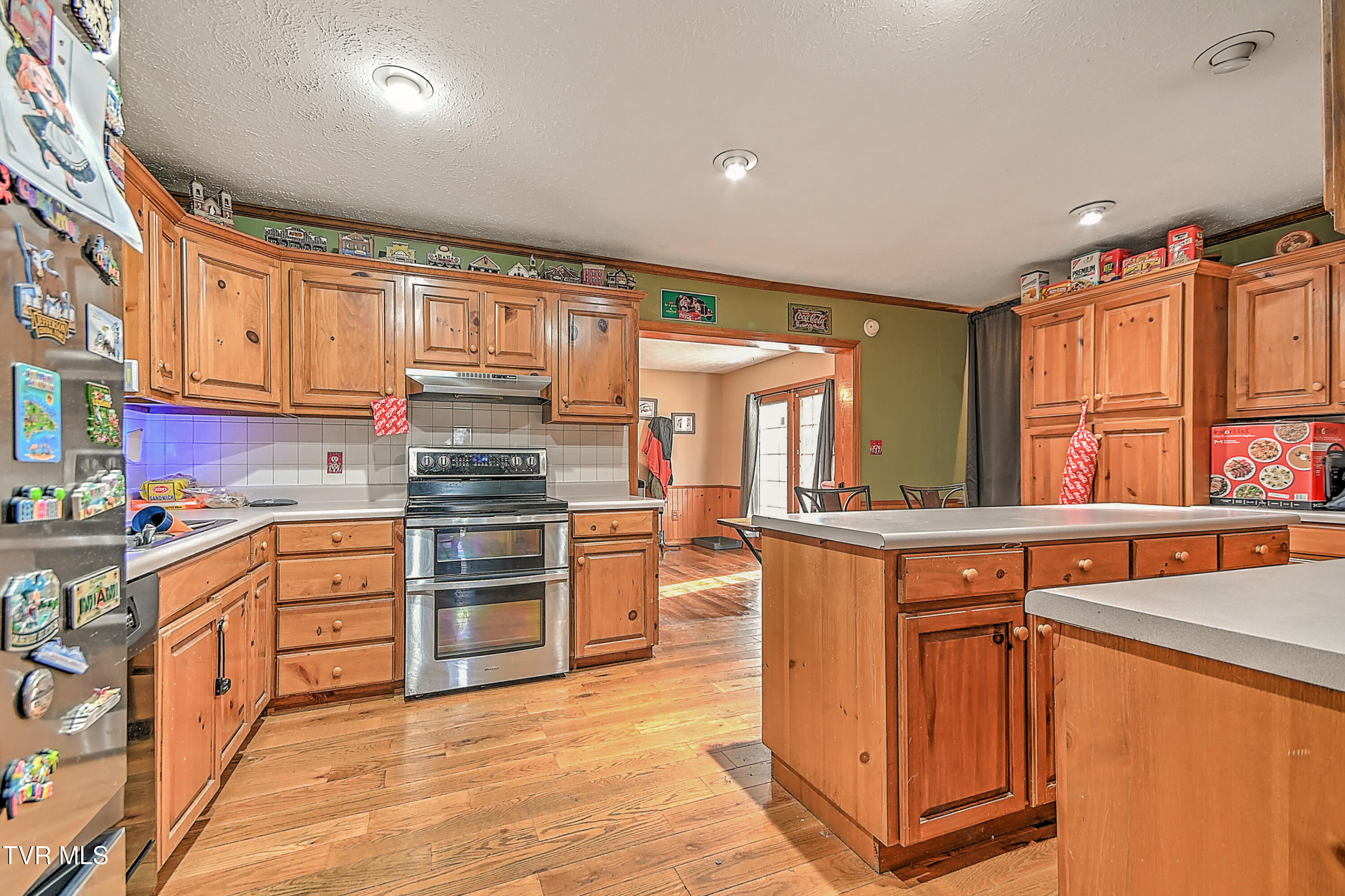 20483 Hoot Owl Road Bristol, VA 24202 - Photo 5 of 18 20483 Hoot Owl SM-24